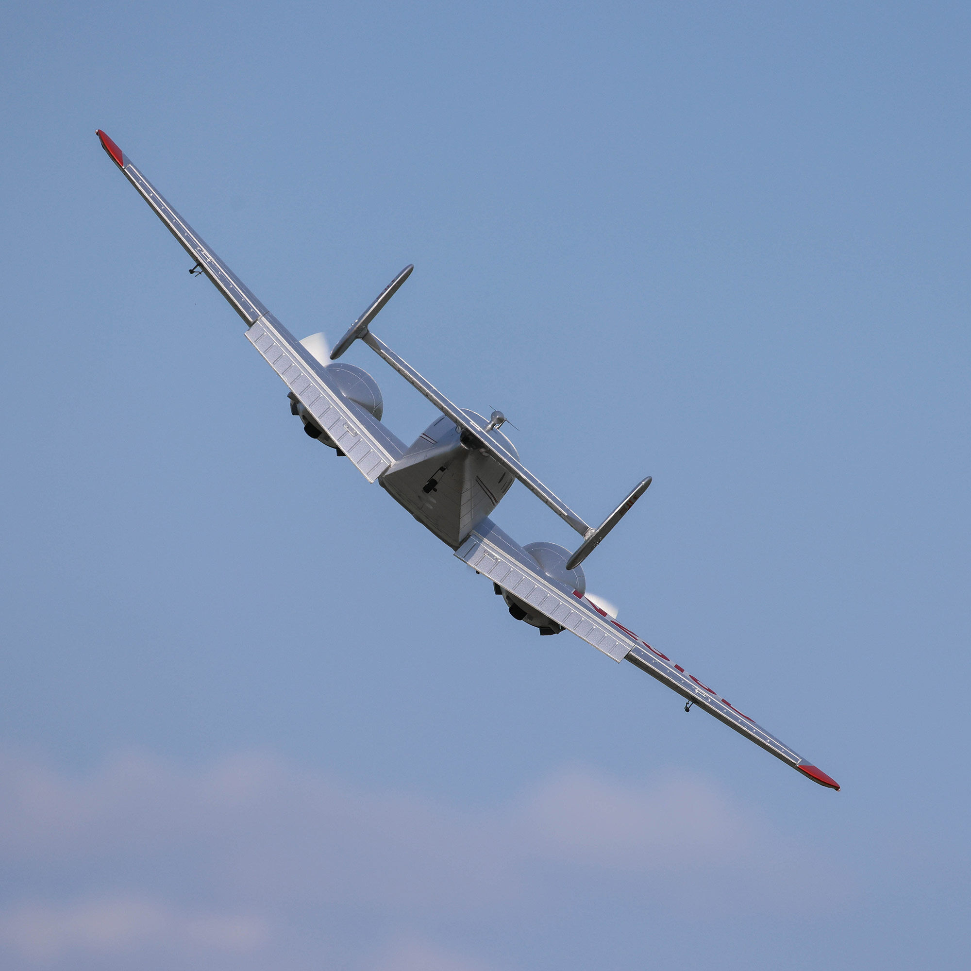 E-flite Wing And Tail Screws Für Beechcraft D18 – Ersatzschrauben, Artikelnummer EFL106266