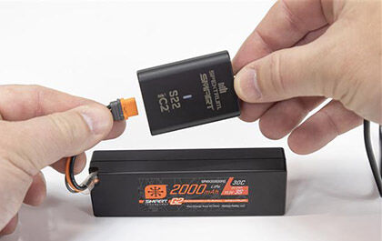 Enkelt og raskt for Spektrum 11.1V 2000mAh 3S 30C Smart G2 LiPo-batteri