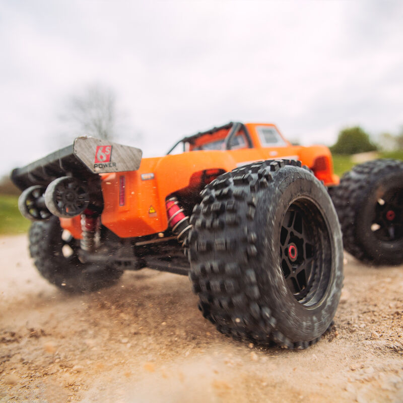 1/8 OUTCAST 6S BLX 4WD Brushless Stunt Truck with Spektrum RTR, Orange