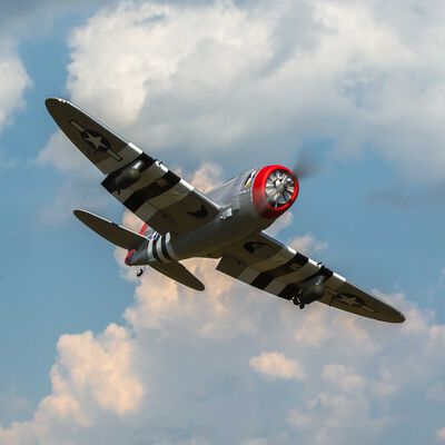 P-47D Thunderbolt 20cc ARF with E-flite Electric Retract Set P-47D Thunderbolt 20cc ARF with E-flite Electric Retract Set