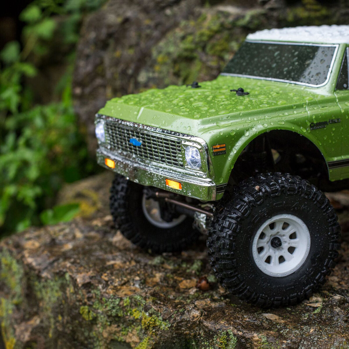 Vaterra sales ascender suburban