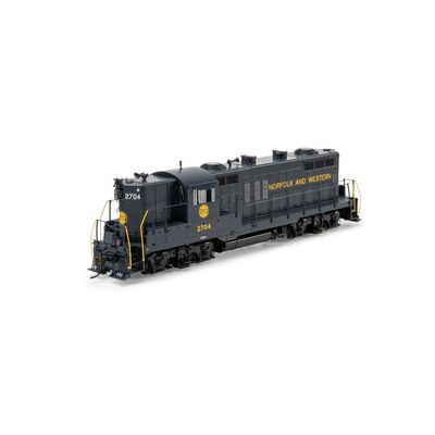 HO GP18 Locomotive with DCC & Sound, NW #2704 HO GP18 Locomotive with DCC & Sound, NW #2704