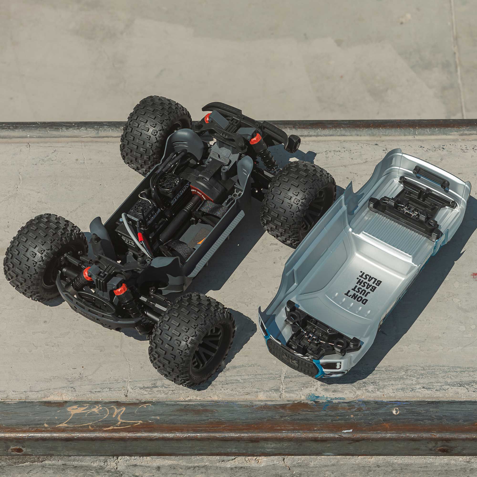 �˾���ũ ARA4302V4T3 [ARRMA] 1/10 GRANITE 223S DSC 4X4 RTR �귯�ø��� ���� Ʈ��, �� ��Ż 16