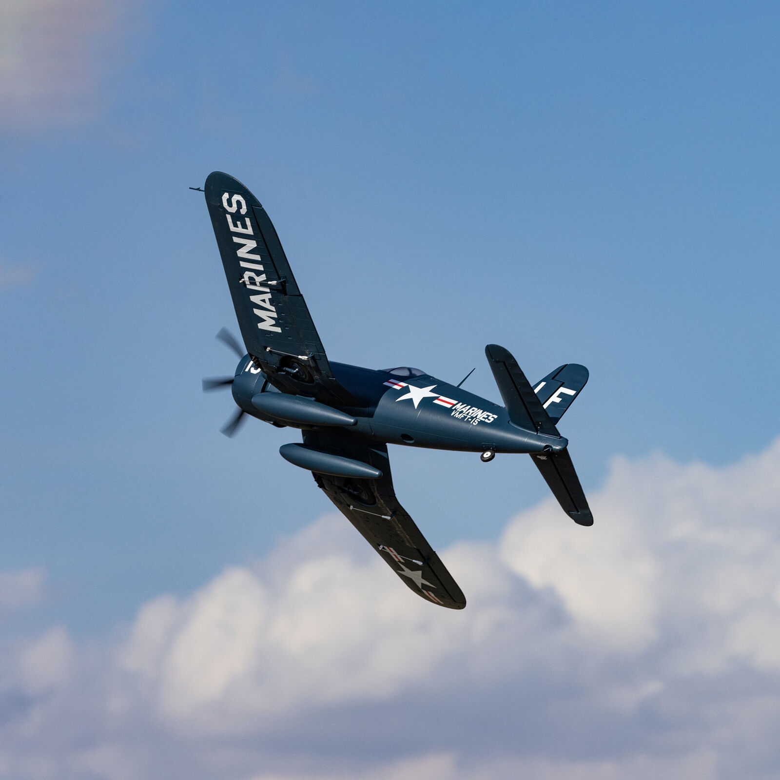 E-Flite Bemalter Flügel F4U-4 Corsair 1,2m | Modellflugzeug-Ersatzteil | Lackierter Flügel Für E-Flite Corsair Bausatz Oder Reparatur