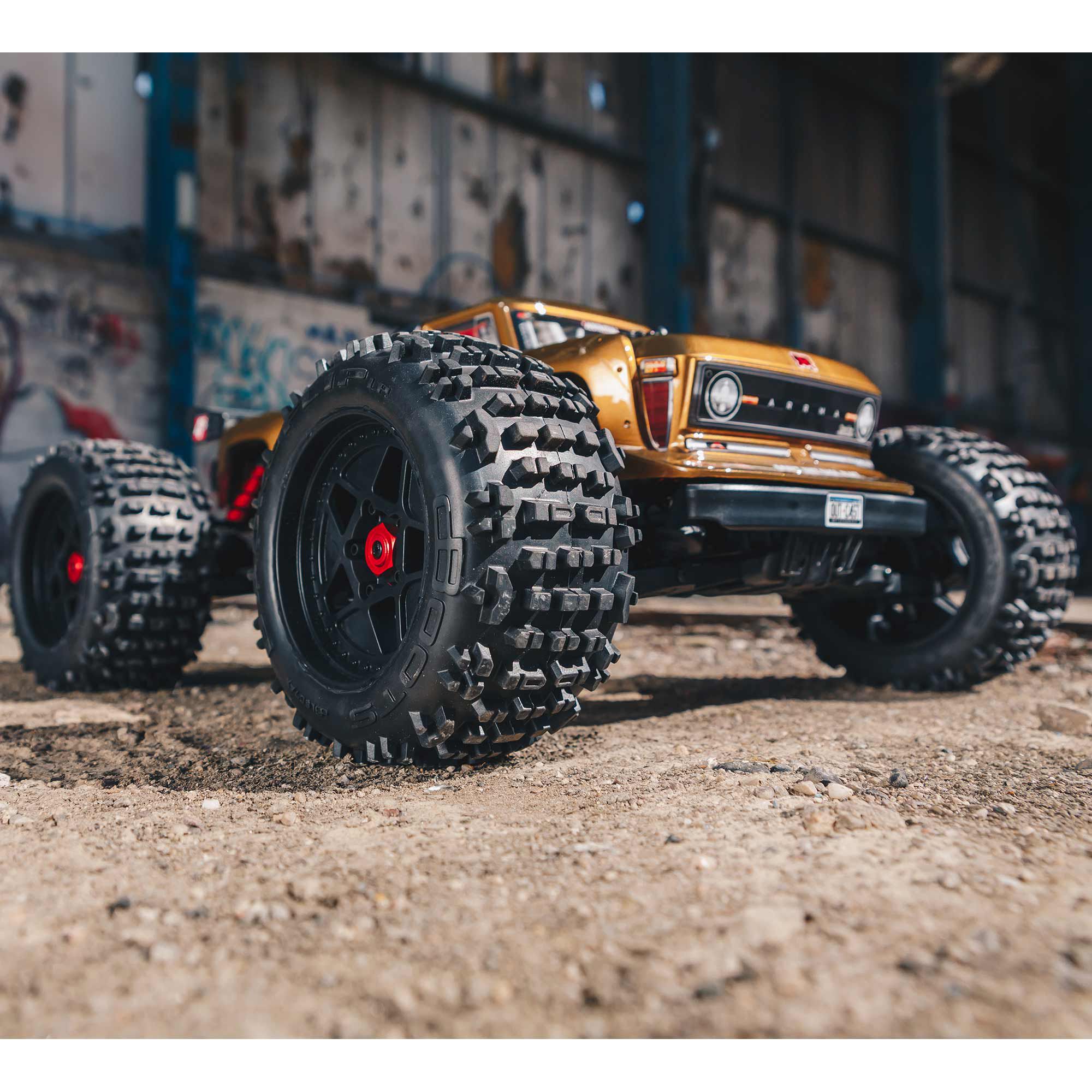 1/10 OUTCAST 4X4 4S V2 BLX Ʈ Ʈ RTR, 
