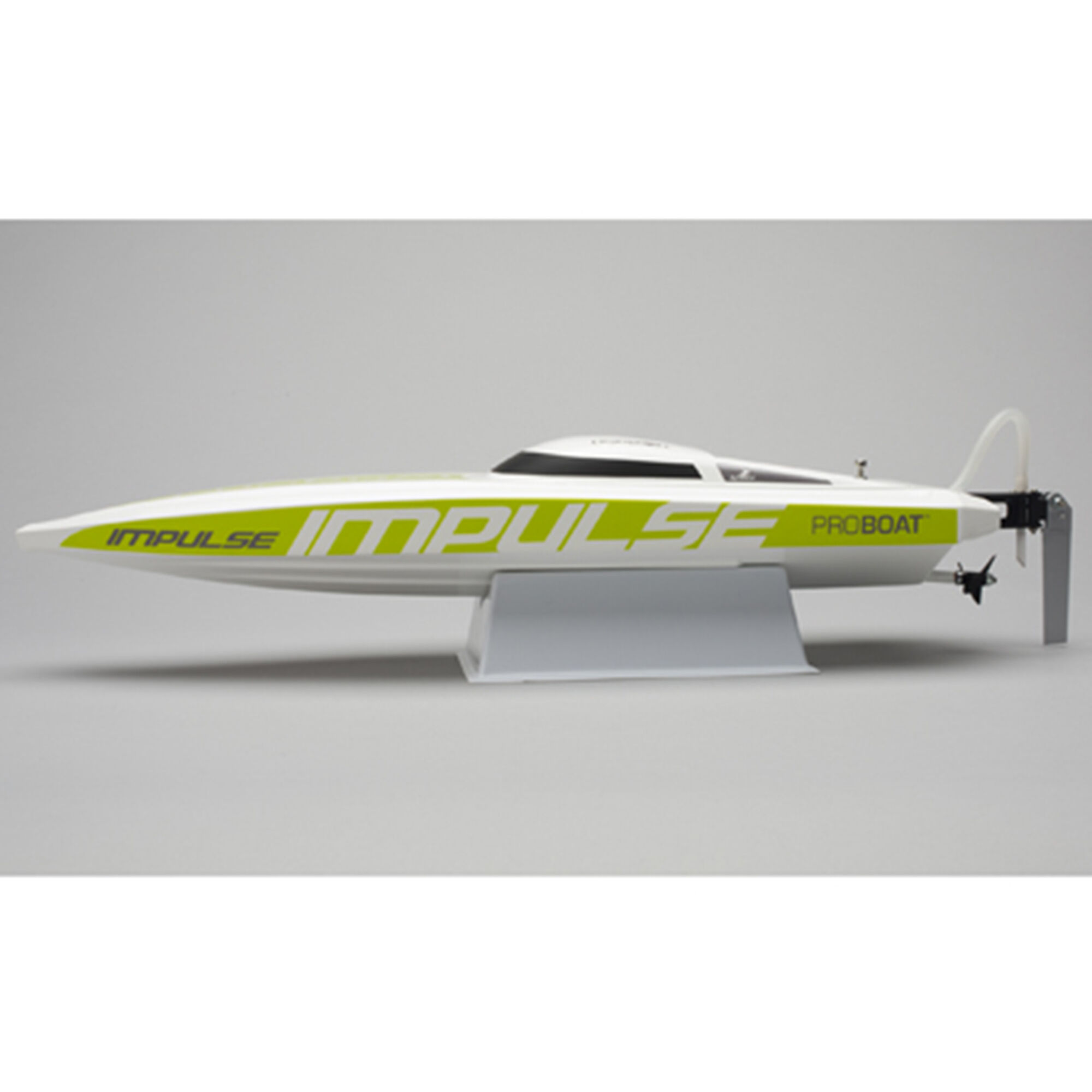 Impulse 17-inch Deep-V Brushed: RTR