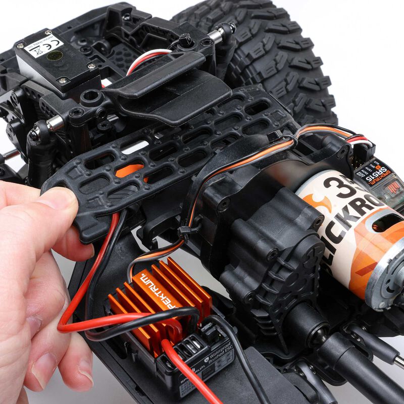 [�˾���ũ] AXI-2036T2 [Axial] 1/10 SCX10 III Coyote 4X4 RTR Brushed Rock Crawler, Blue 15