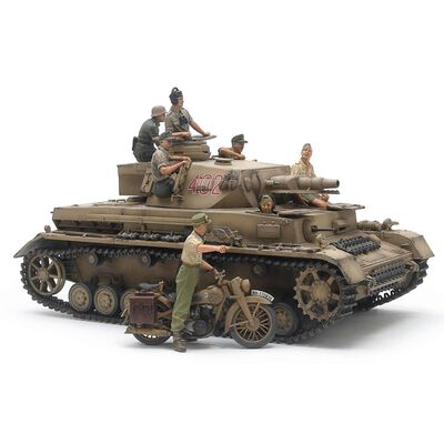 1/35 German Tank Panzerkampfwagen IV Ausf.F & Motorcycle Set North Africa 1/35 German Tank Panzerkampfwagen IV Ausf.F & Motorcycle Set North Africa