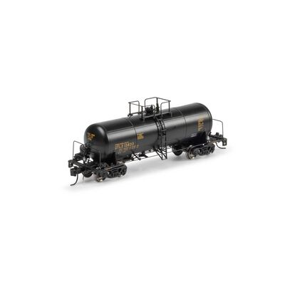 N 13,600-Gallon Acid Tank, UTLX, Black #13833 N 13,600-Gallon Acid Tank, UTLX, Black #13833