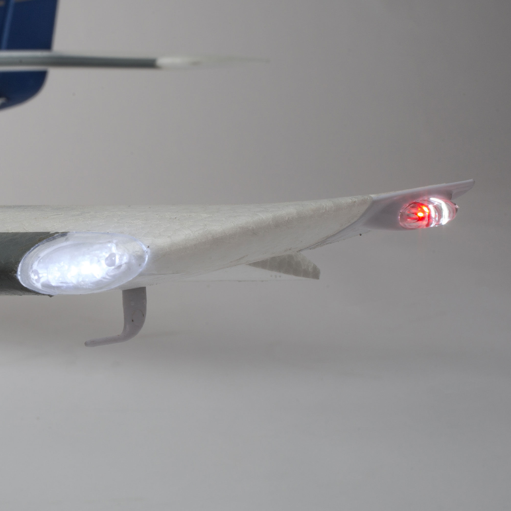 cirrus sr22 rc plane