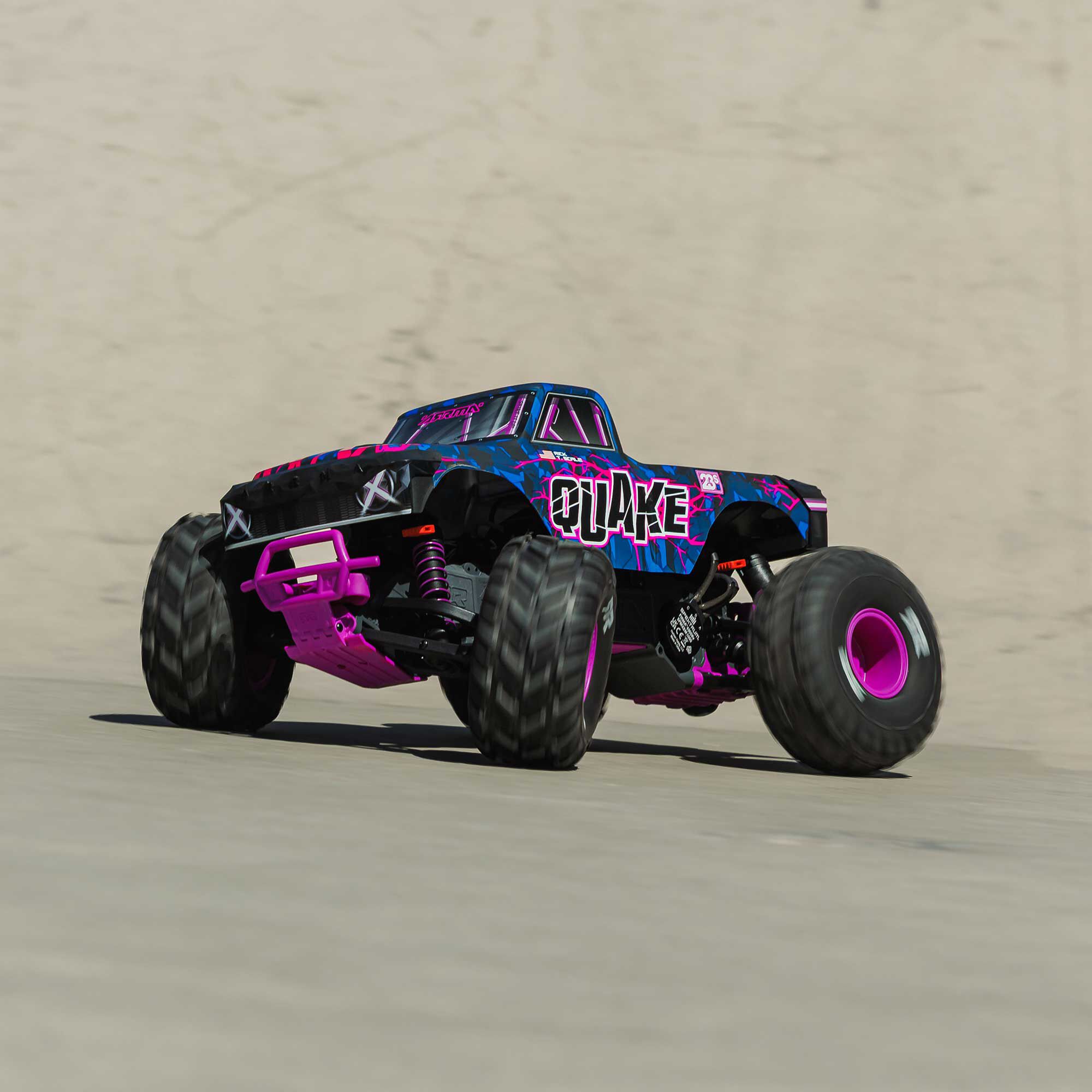 [���ܼ�] ARA3537T3 [ARRMA] (�ֽ���) 1/10 QUAKE 223S DSC 2WD RTR Brushless Monster Truck, ���� - ���͸�, ������ ������