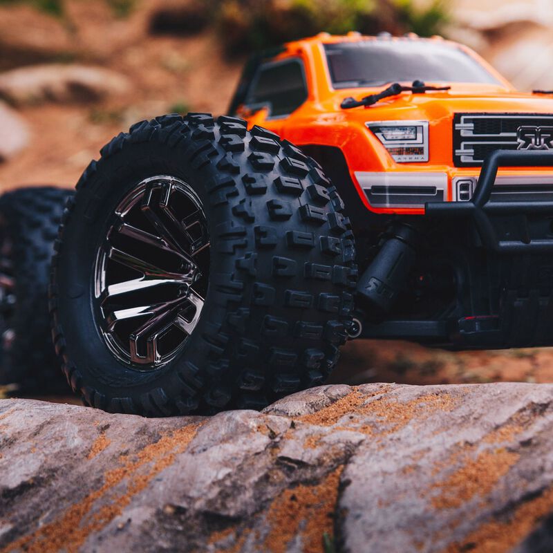 1/10 GRANITE 3S BLX 4WD Brushless Monster Truck with Spektrum RTR, Orange/Black