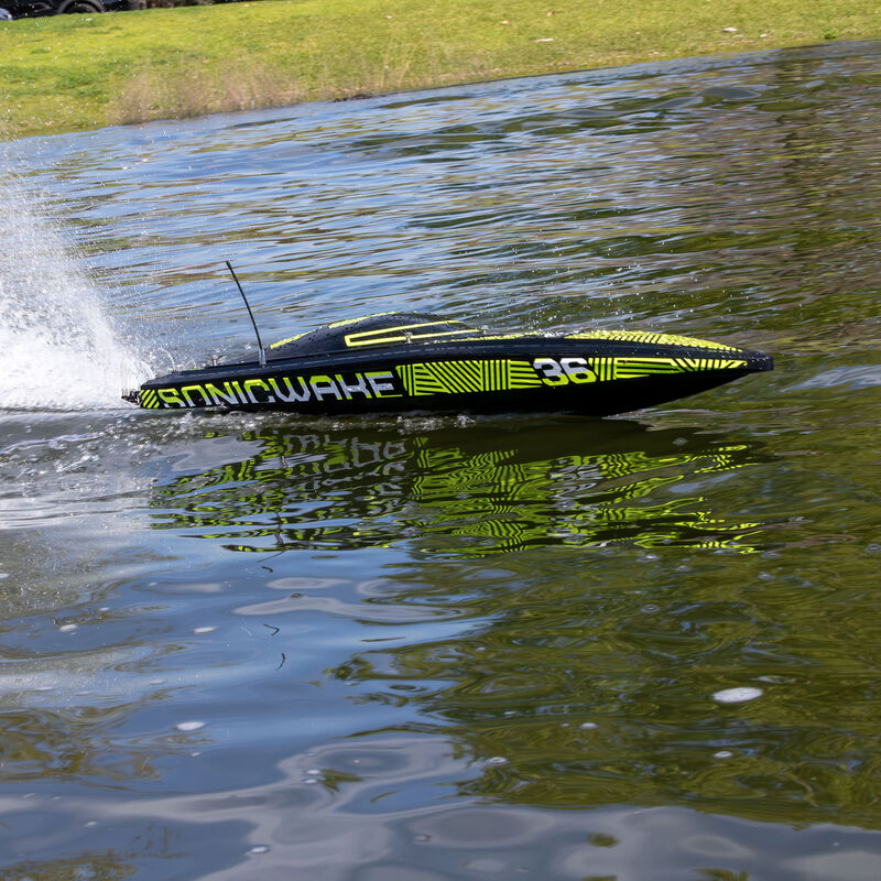Pro Boat Sonicwake 36" V3 Self-Righting V-Hull Boat RTR, Black Pro Boat Sonicwake 36" V3 Self-Righting V-Hull Boat RTR, Black