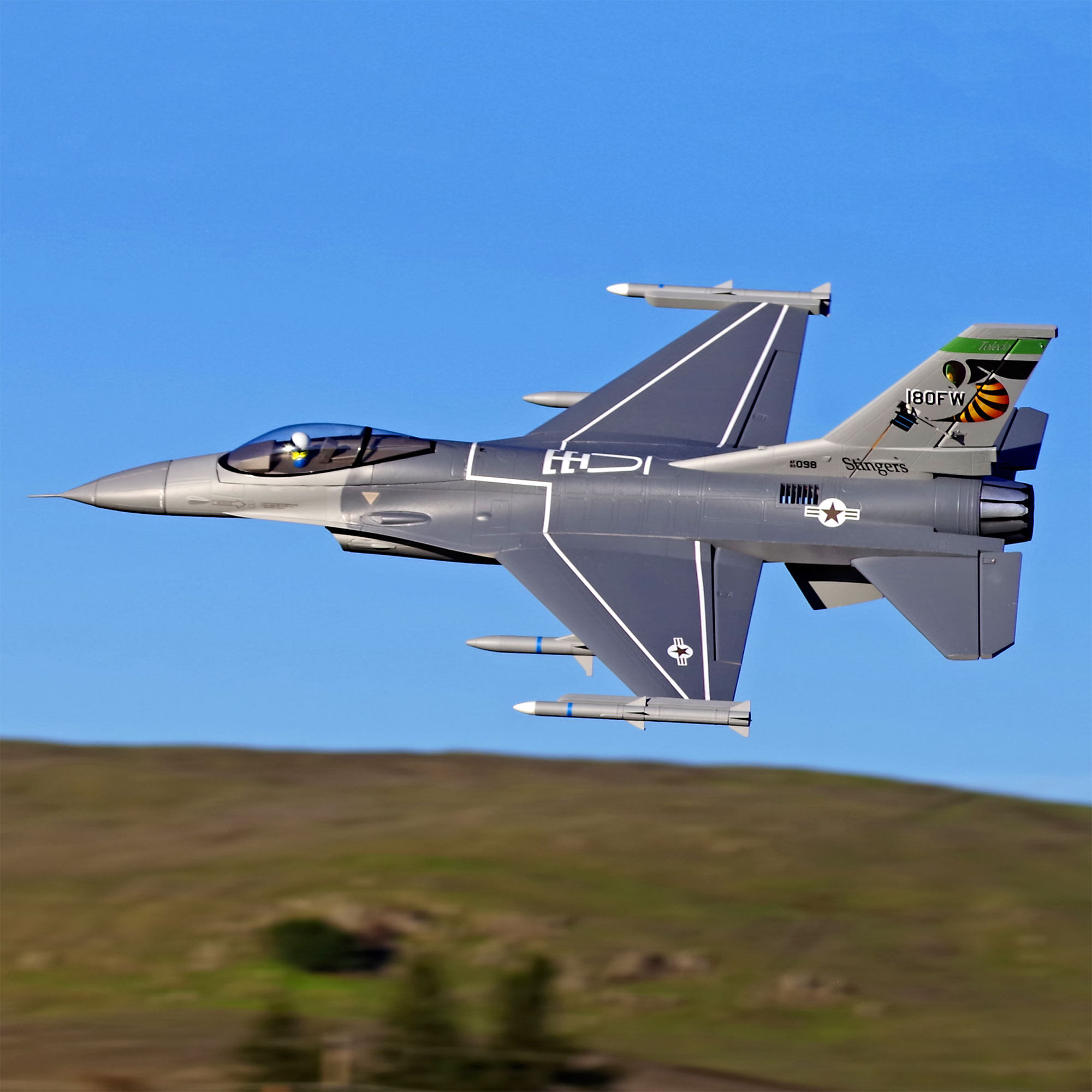 FMS F-16C V2 70mm EDF 電動 EPO製 PNP 未使用