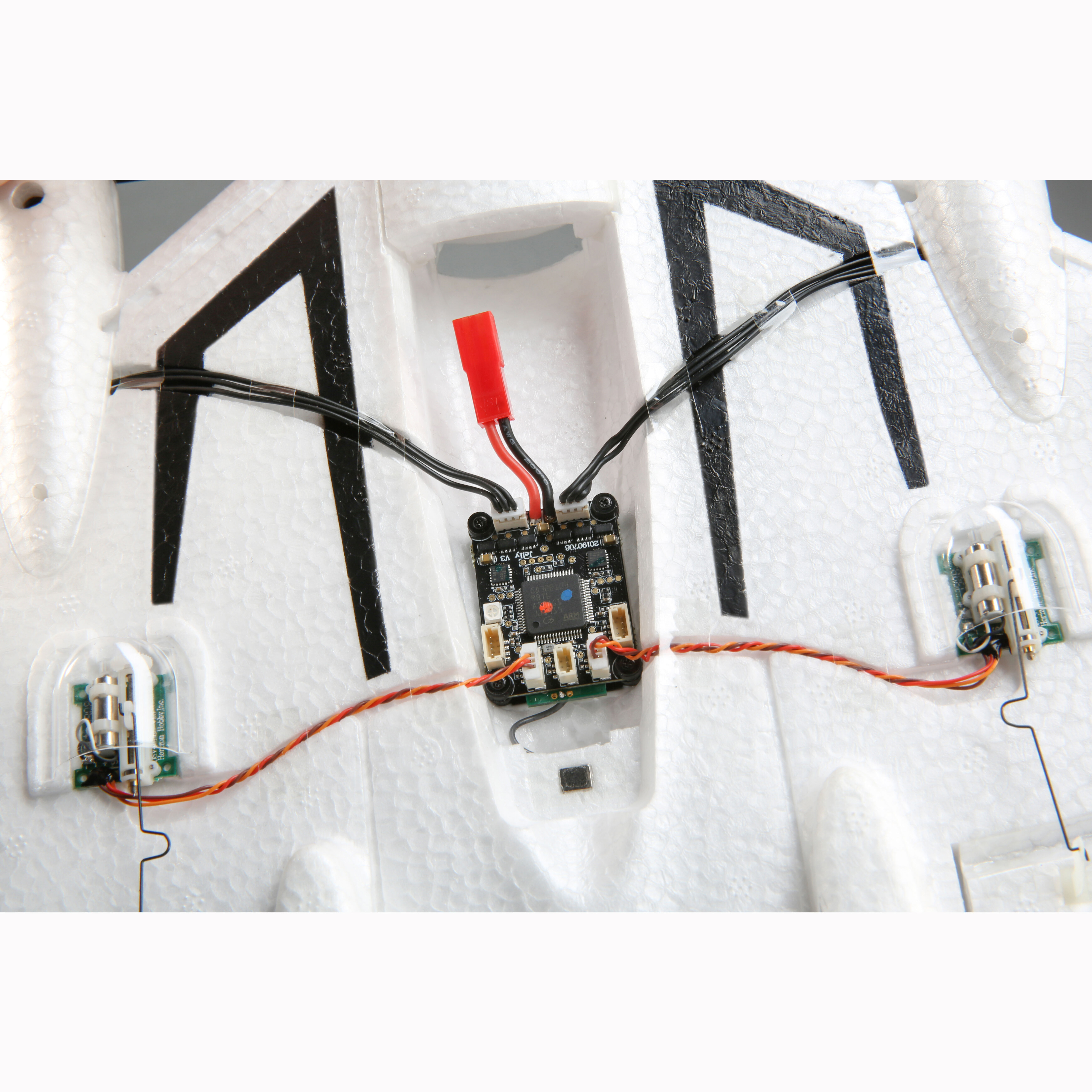[���ܼ�] EFLU6450 [E-FLITE] 342mm UMX Ultrix BNF Basic (Ʈ�� ����, LED, ���̷�, ���ű� ����)