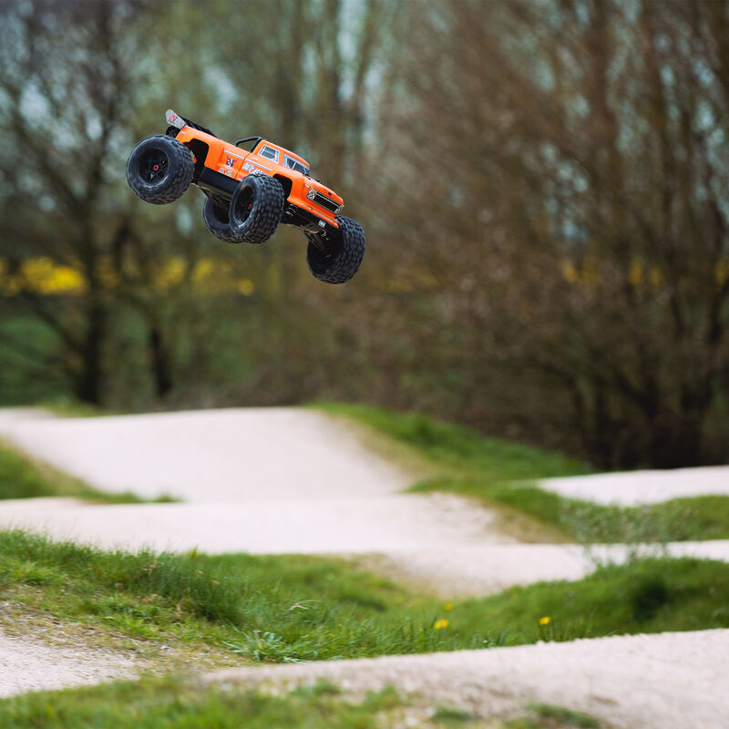 1/8 OUTCAST 6S BLX 4WD Brushless Stunt Truck with Spektrum RTR, Orange