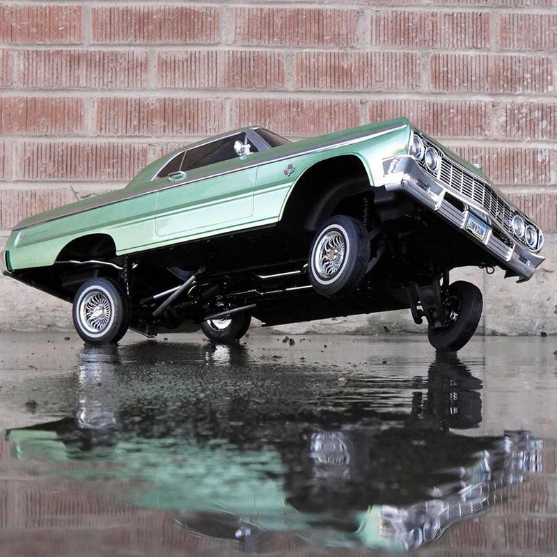 Redcat Racing 1/10 SixtyFour Chevrolet Impala Brushed 2WD Hopping 