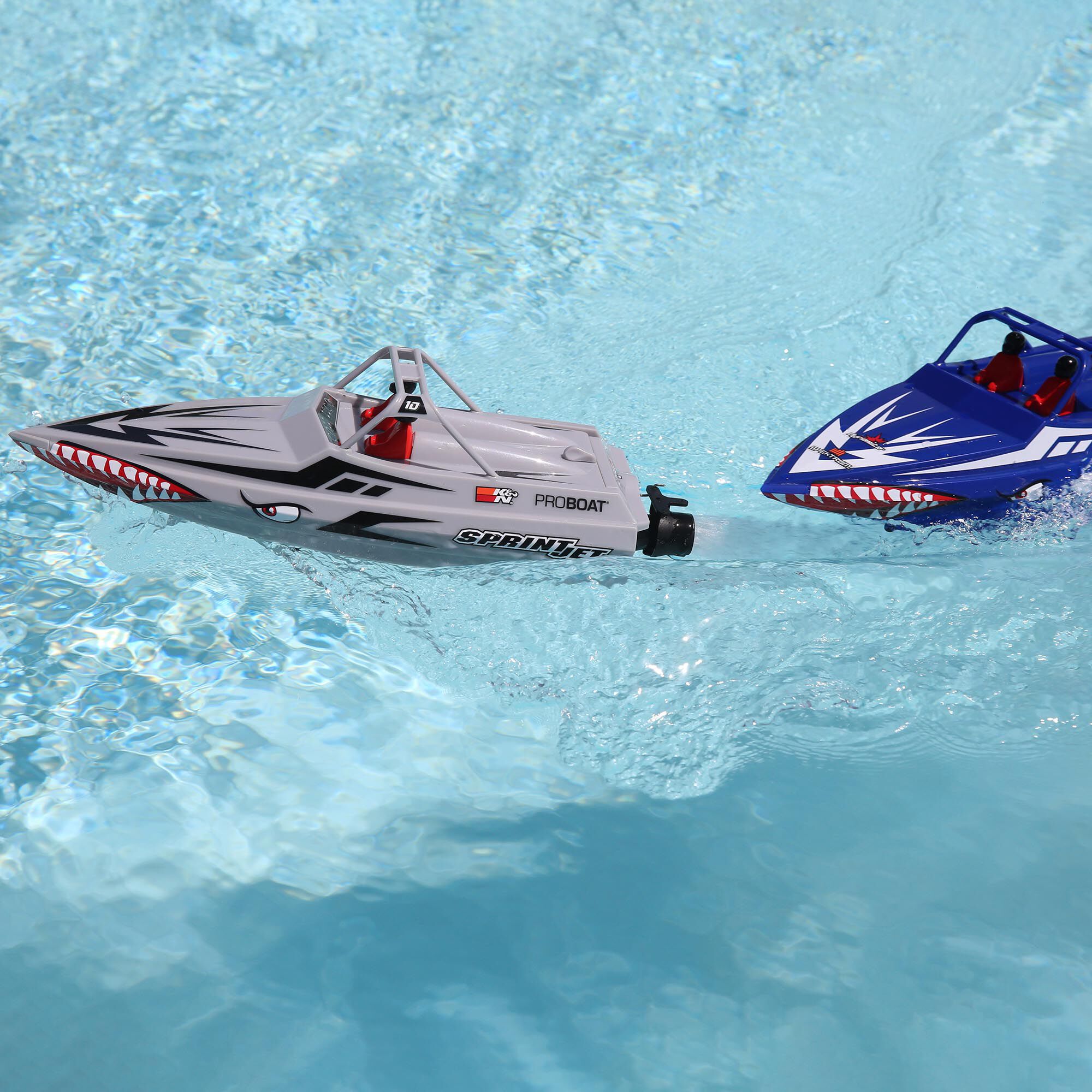 Pro Boat Sprintjet 9 Self Righting Deep V Jet Boat Brushed RTR Silver Horizon Hobby