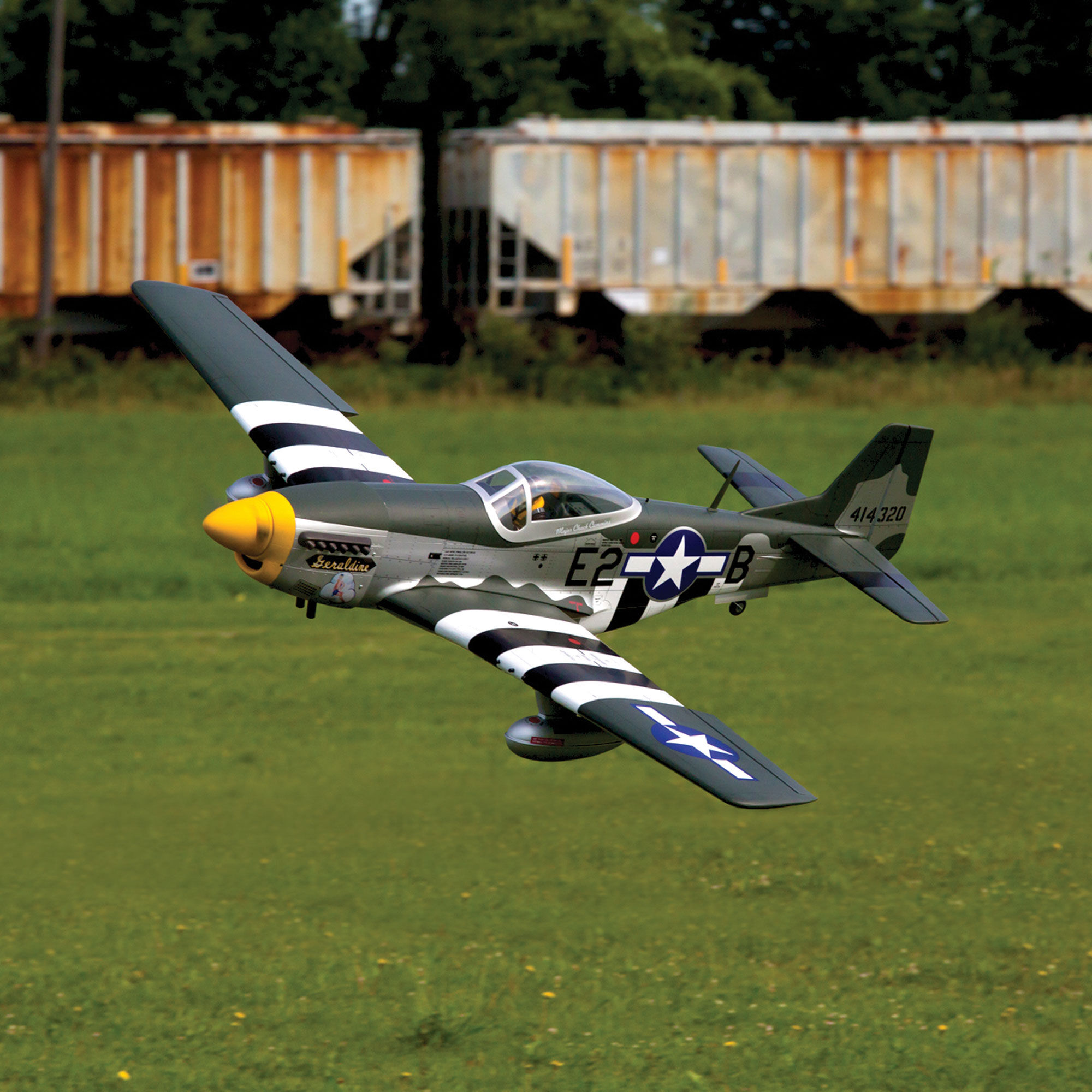 Hangar 9 P-51D Mustang 20cc ARF, 69.5