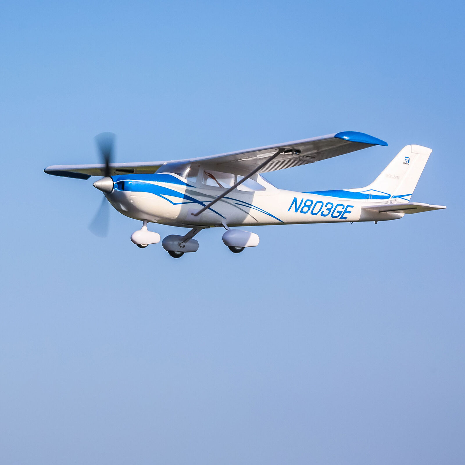 E-flite UMX Cessna 182 BNF Basic with AS3X, 635mm | Horizon Hobby