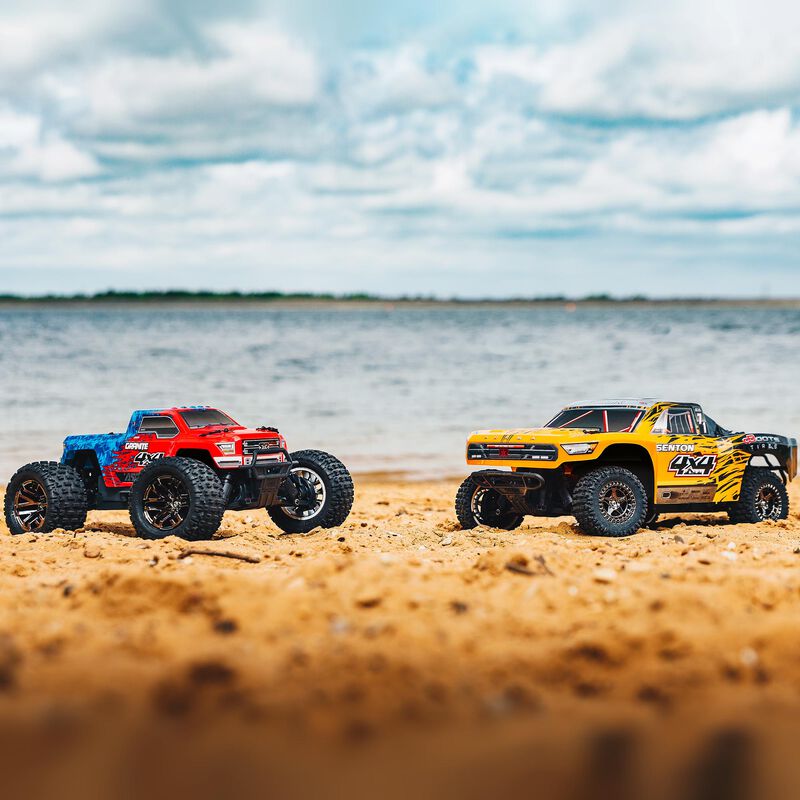 1/10 GRANITE 3S BLX 4WD Brushless Monster Truck with Spektrum RTR, Red/Blue
