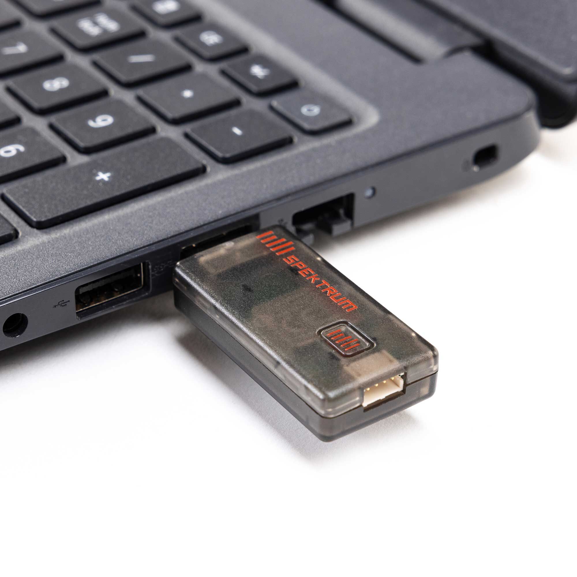 [���ܼ�] SPMWS3000T [SPEKTRUM] WS3000T ���� �ùķ����� USB ���� (����Ʈ��������� ���������Ͽ� ��ǻ�Ϳ� ������ �ùķ��̼ǿ�)