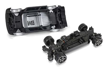 QUICK-RELEASE CLIPLESS BODY DESIGN