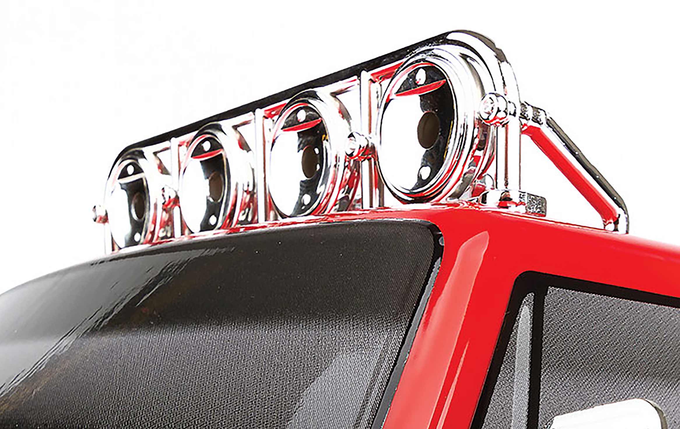 Roof-Mounted Chrome Light Bar Is LED-Ready