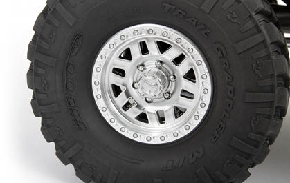 NITTO TRAIL GRAPPLER TIRES ON 3-PIECE BEADLOCK WHEELS