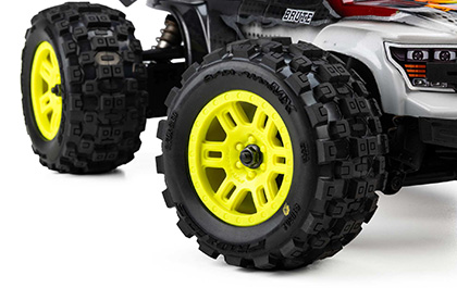 Cornering Confidence for the Pro-Line Badlands Tires & Yellow Split Six Wheels for ARRMA MINI KRATON