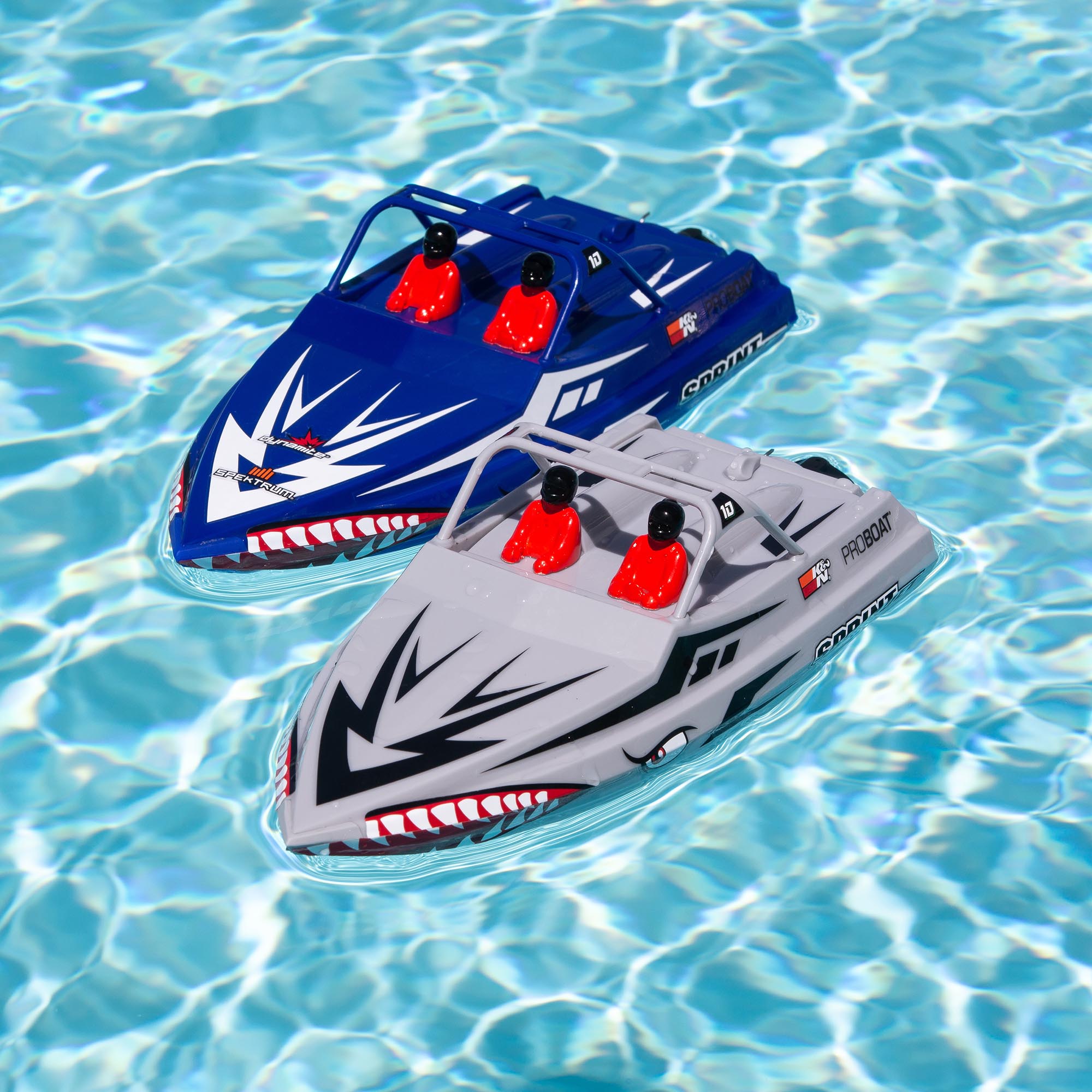 Sprintjet 9-inch Self-Righting Deep-V Jet boat RTR