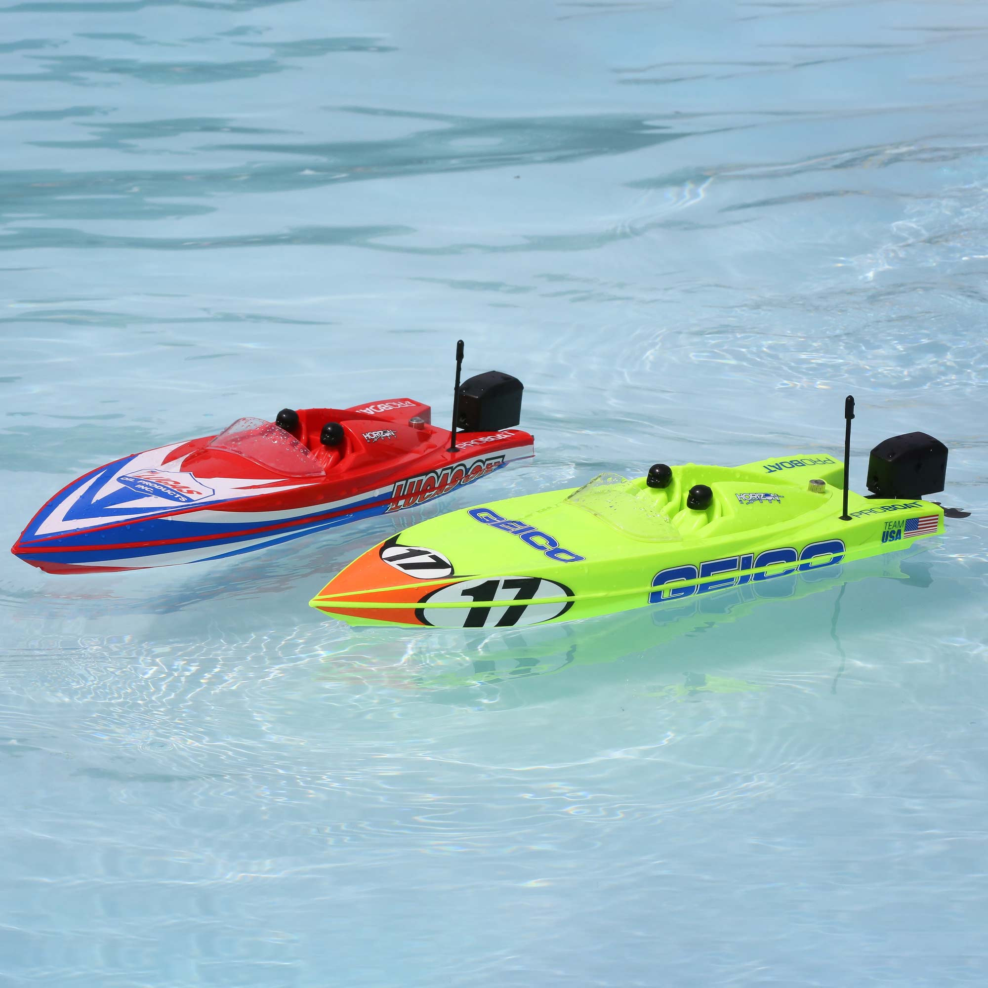 17" Power Boat Racer Self-Righting Deep-V RTR