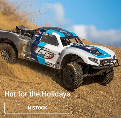 5IVE-T RC truck driving on sand